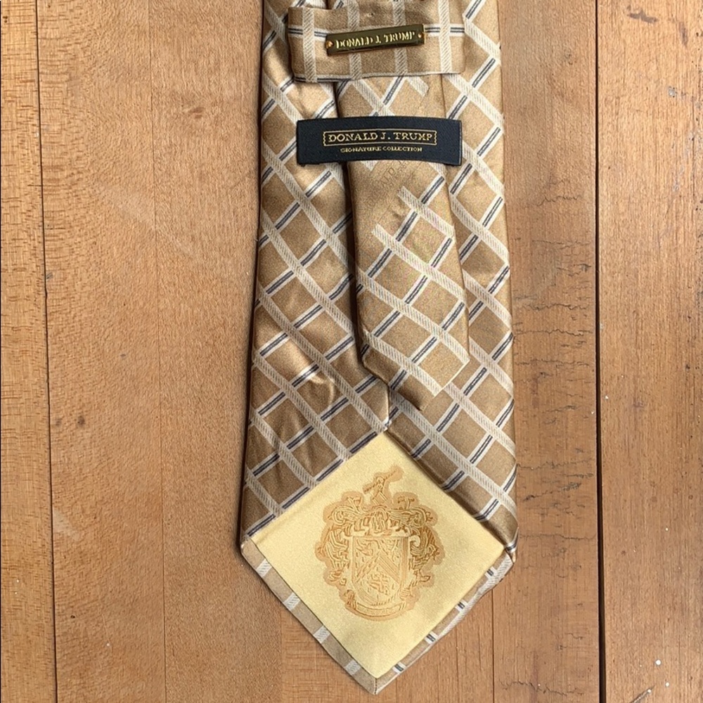 Donald Trump Signature Collection Silk Tie